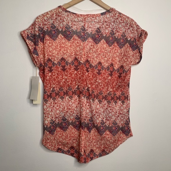 Kate & Sam Short Sleeve V Neck Sheer T-Shirt - Picture 11 of 11